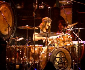 34 Anos sem John Bonham. O mestre das baquetas do Led Zeppelin