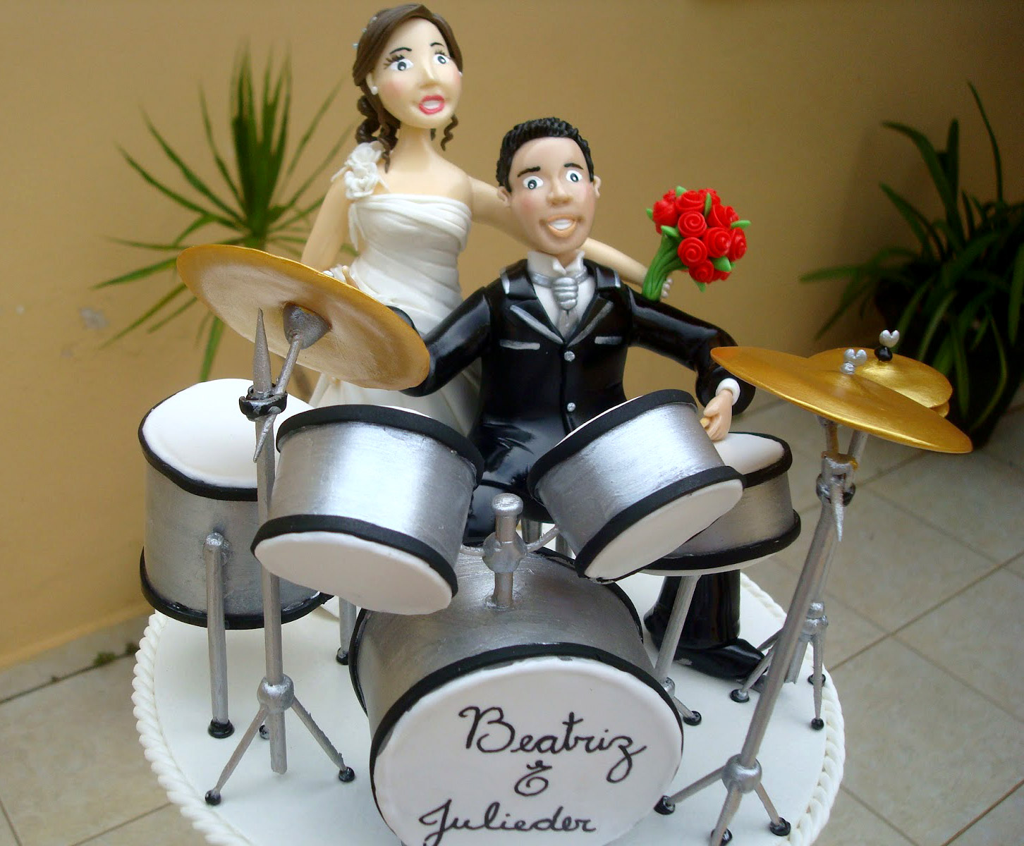 Inspiração para casamento - Topos de bolo para noivos bateristas