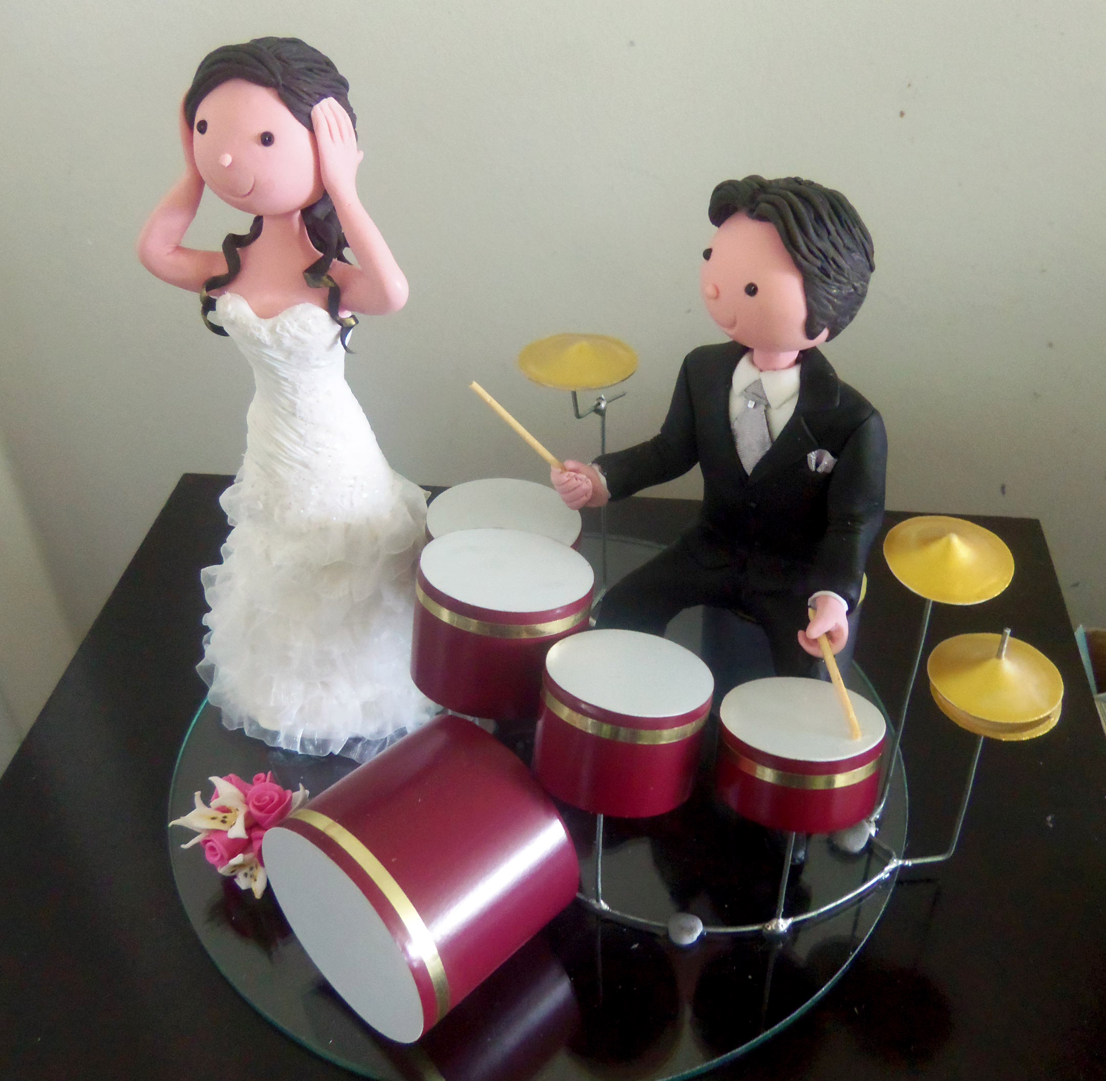 Inspiração para casamento - Topos de bolo para noivos bateristas